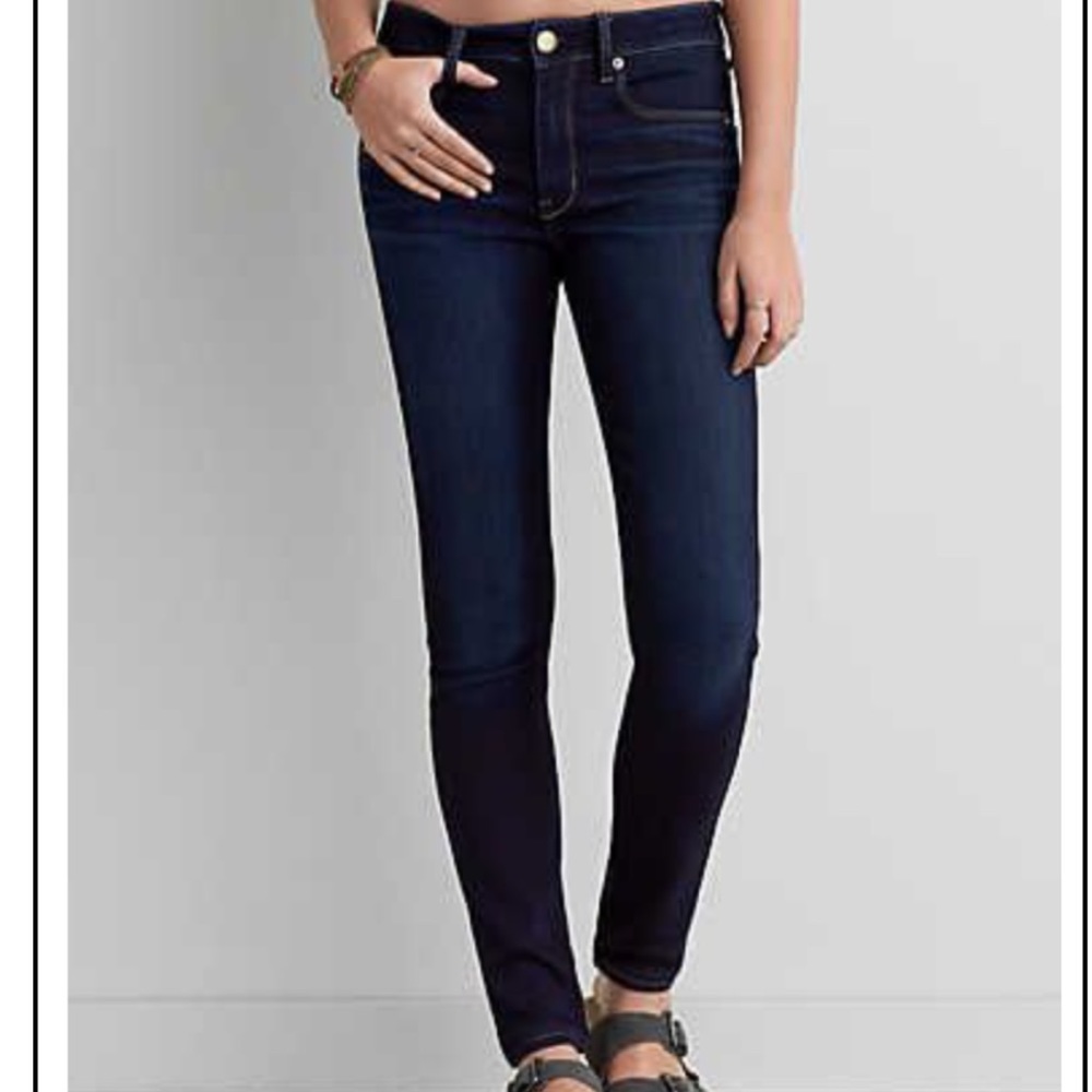 American Eagle Skinny Blue Jeans